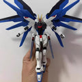 Bandai Super Handsome Gundam Destiny Mech model Armored Unicorn Assembly boy to collect birthday presents