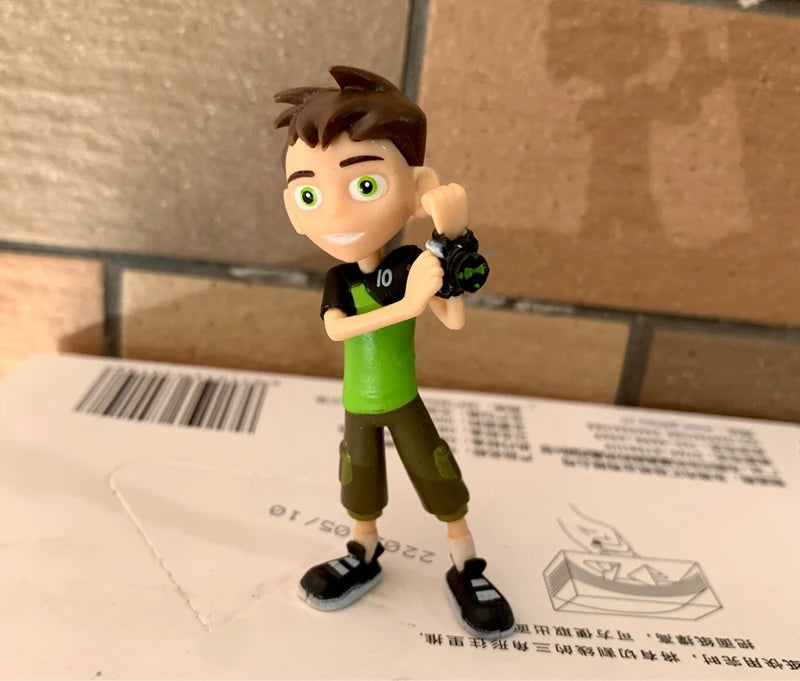 Ben 10 Mini Figure Boy Ben Toys Ornament Cake Decoration Figurine Miniature Collection Prop