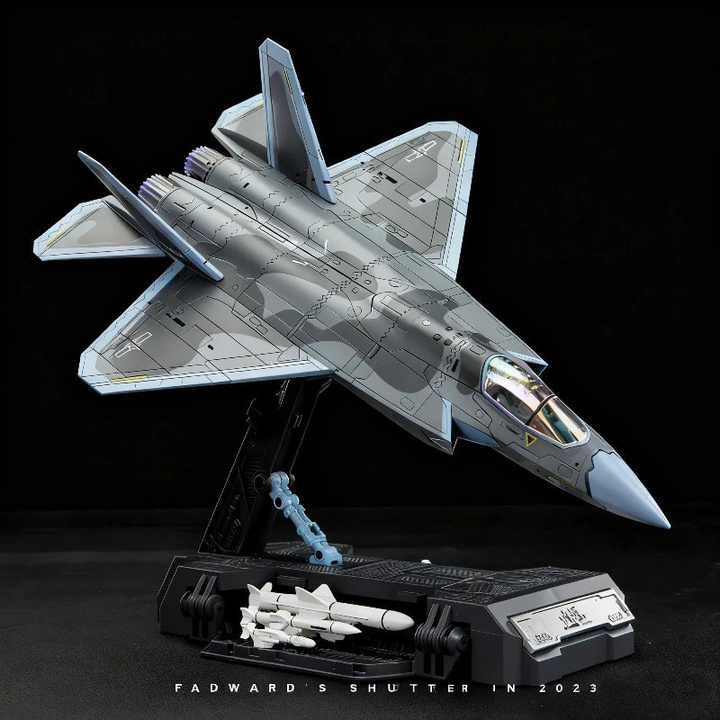 TOUCHTOYS 1/18 Carefray J35-C Carrier-Based Aircraft Alloy Finished Model Action Figures With Stand Transformable Mecha Toy Gift