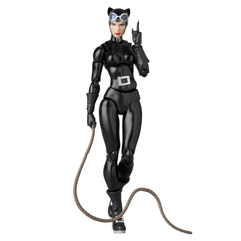 In Stock Medicom Mafex Toys DC Comics Batman Hush: Catwoman 1/12 Action Figure Collection Original Model Toy Ornament Gifts