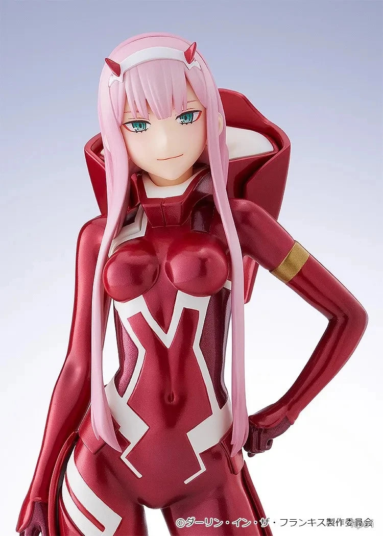 Darling in the FranXX Zero Two 1/7 02 Battle Suit Standing Action Figure 23CM PVC Anime Posture Scene Model Toy Collection Gift