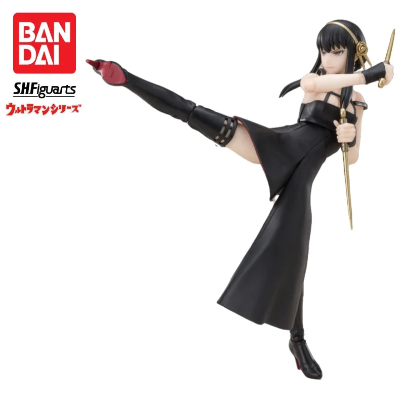 В наличност Bandai SH Figuart Оригинална кукла Spy X Family Yor Forger Чисто нова екшън фигурка в кутия Аниме герои Модел Гараж