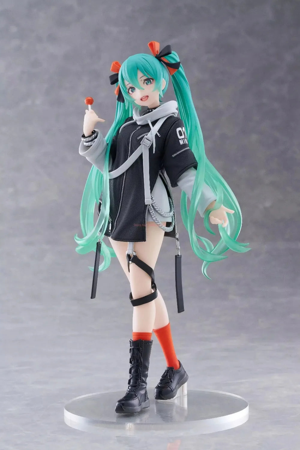 In Stock Authentic TAITO Fashion VOCALOID Hatsune Miku Punk Future Scenery Manual Model Toys Holiday Gifts