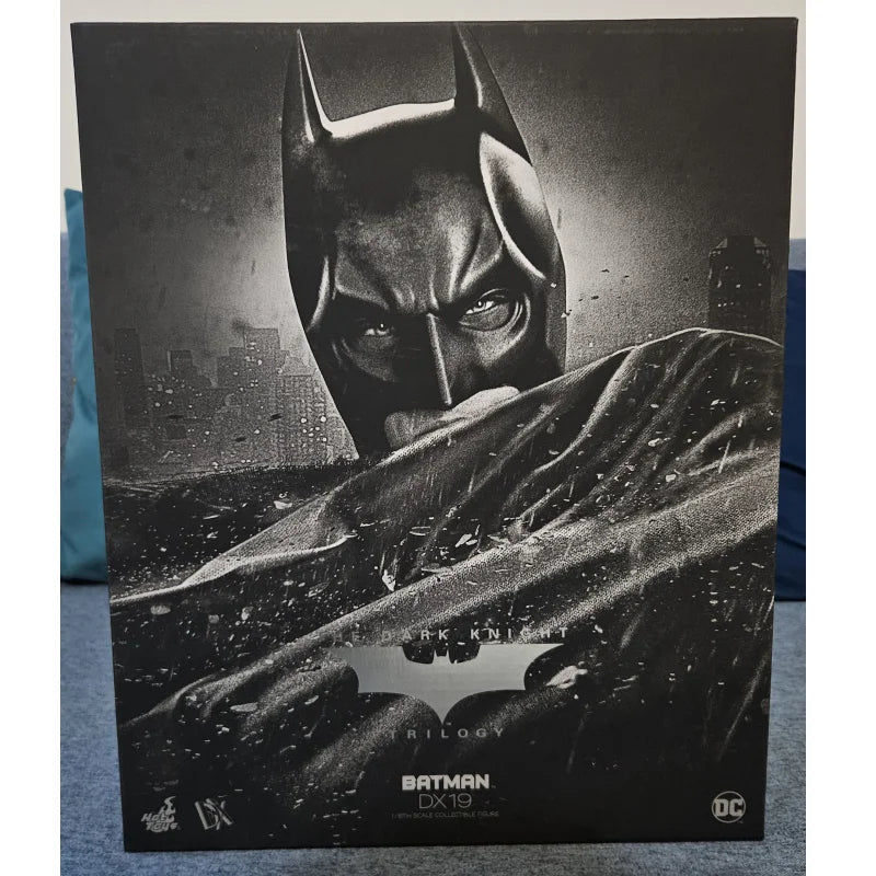 In Stock HOTTOYS HT DX19 Dark Knight Bell Edition DX19 Batman 3.0 Bat MMS591 Bat Motorcycle Action Figure Model Toys Gifts