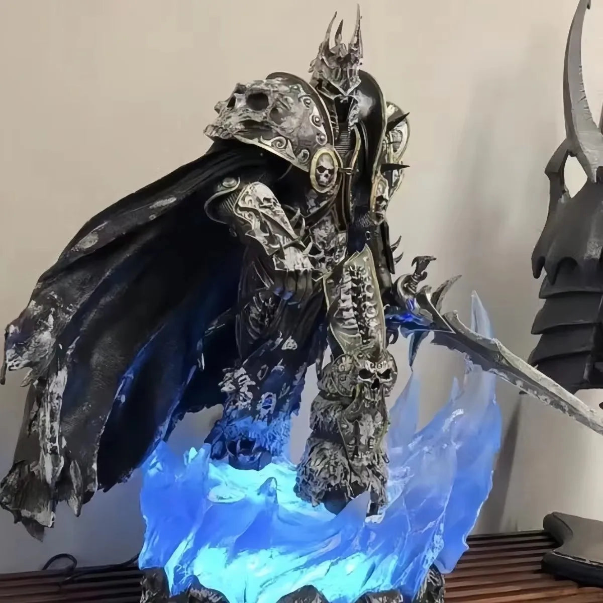 World Of Warcraft Figure Lich King Figures Arthas Menethil Figurine Pvc Gk Statue Model Doll Collection Room Decoration Toy Gift