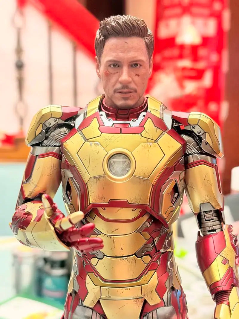 Genuine HT Iron Man Mark 42 2.0 Alloy Action Figure MMS759D66 Deluxe Special Edition Marvel Collectible Model For Collectors