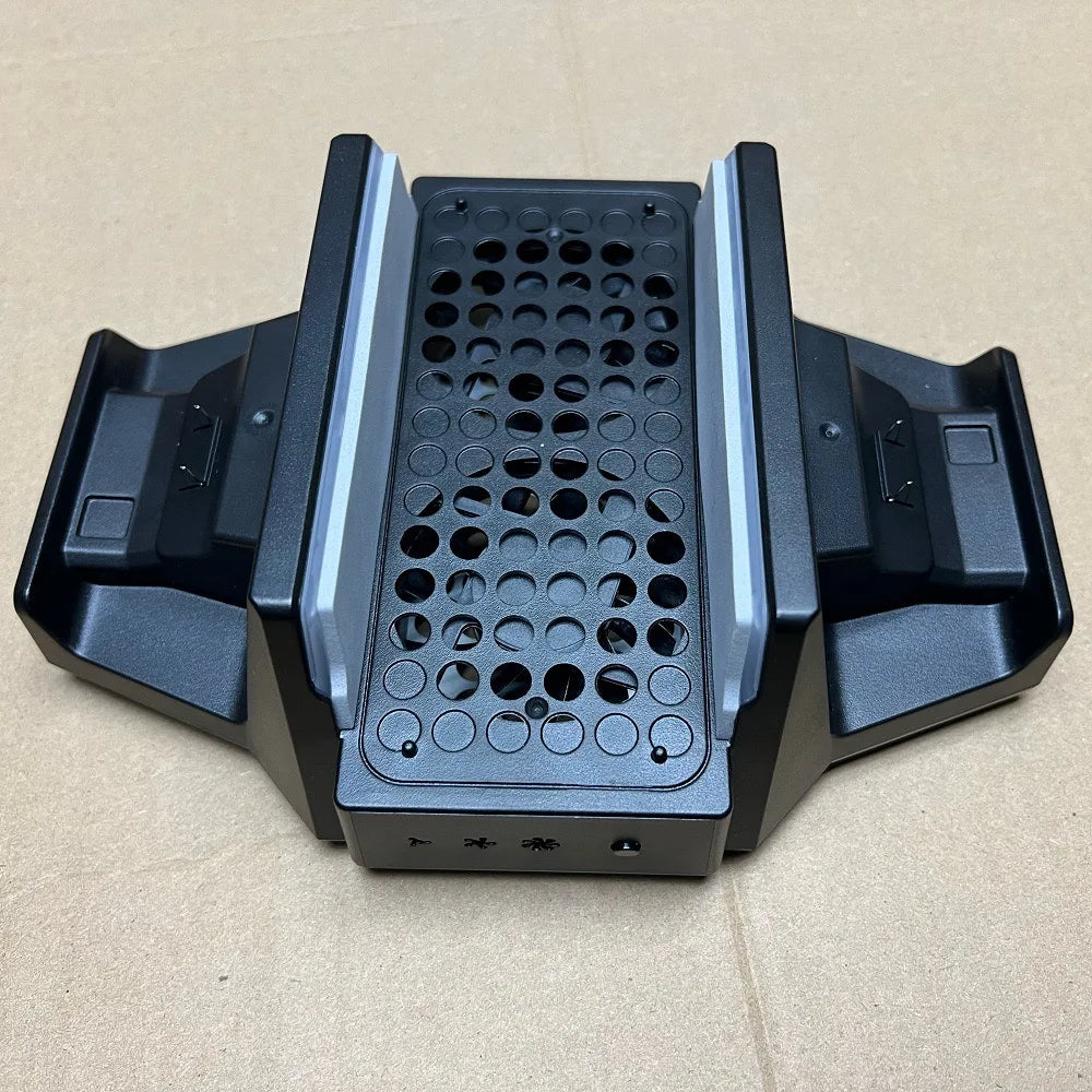 Dobe für Xbox Series S RGB Vertikaler Lüfterständer mit Dual-Controller-Ladegerät Akkupack Ladedock Xbox SS TYX-0663D