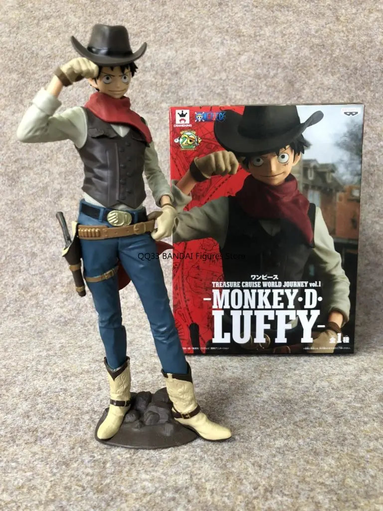 BANDAI Original ONE PIECE Cowboy Monkey D. Luffy Nami TREASURE CRUISE WORLD JOURNEY Actionfigur Schreibtisch-Dekoration Modell