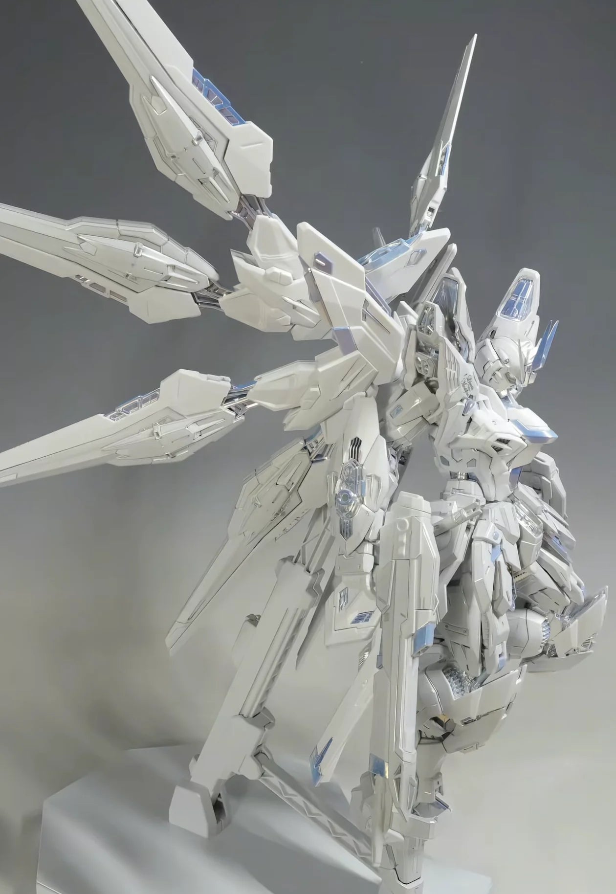 New MG 1/100 CHANGLONG 7701 Strike Freedom Twilight White MGEX Assembly Model Kit Anime Figure Collectible Toy Gift