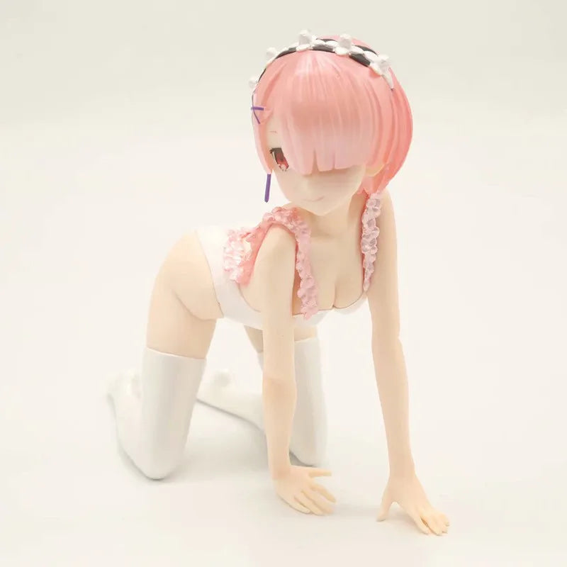 Anime Sword Art Online Yuuki Asuna Sexy Girl PVC Figure Model Striped Kneeling Swimsuit Phone Holder Fans Collectible Toy Doll