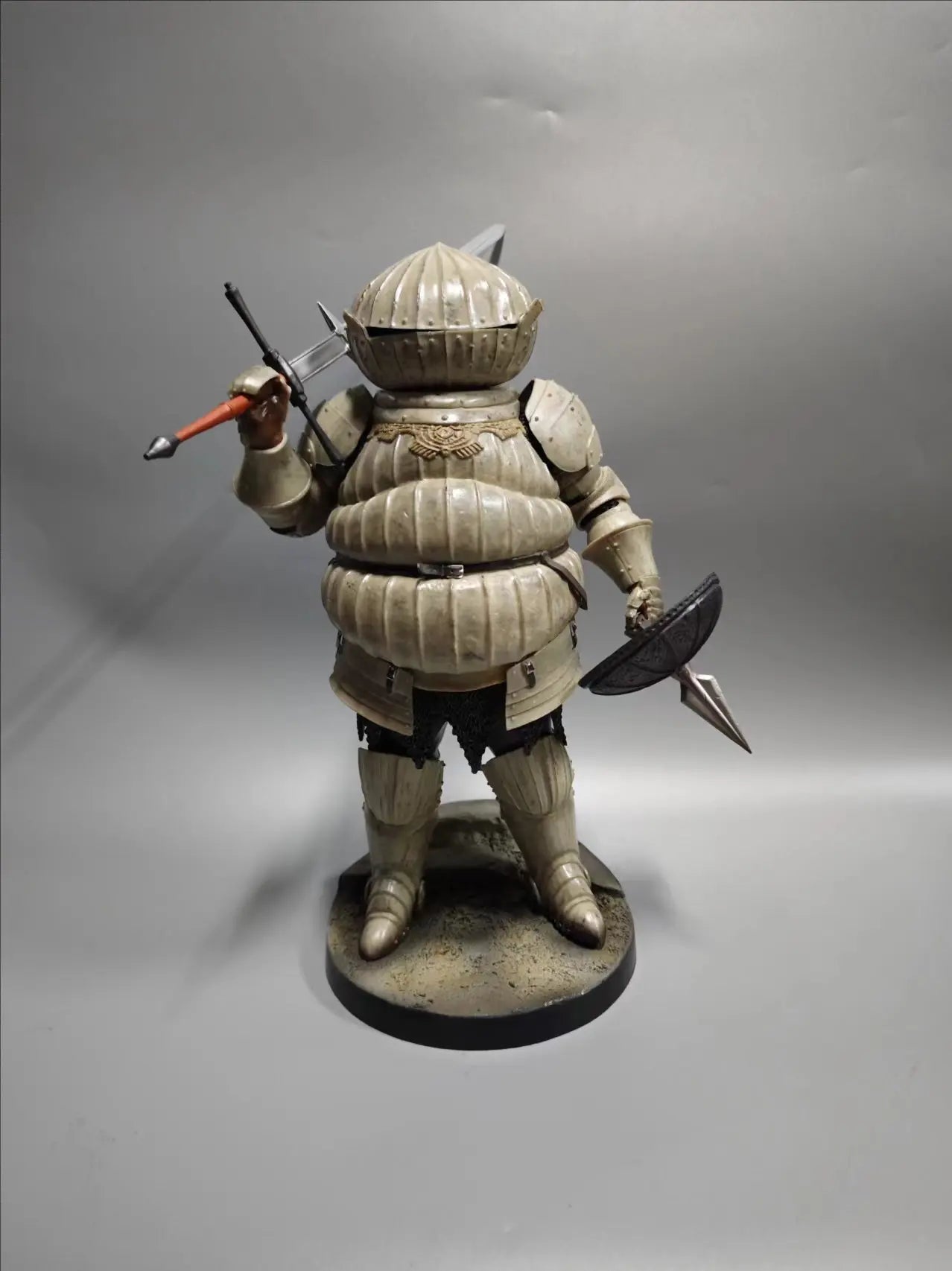 Dark Souls 30cm Large Size Collectible Catalina Knight Siegmeyer Model Figure Statue Home Decor Ornament