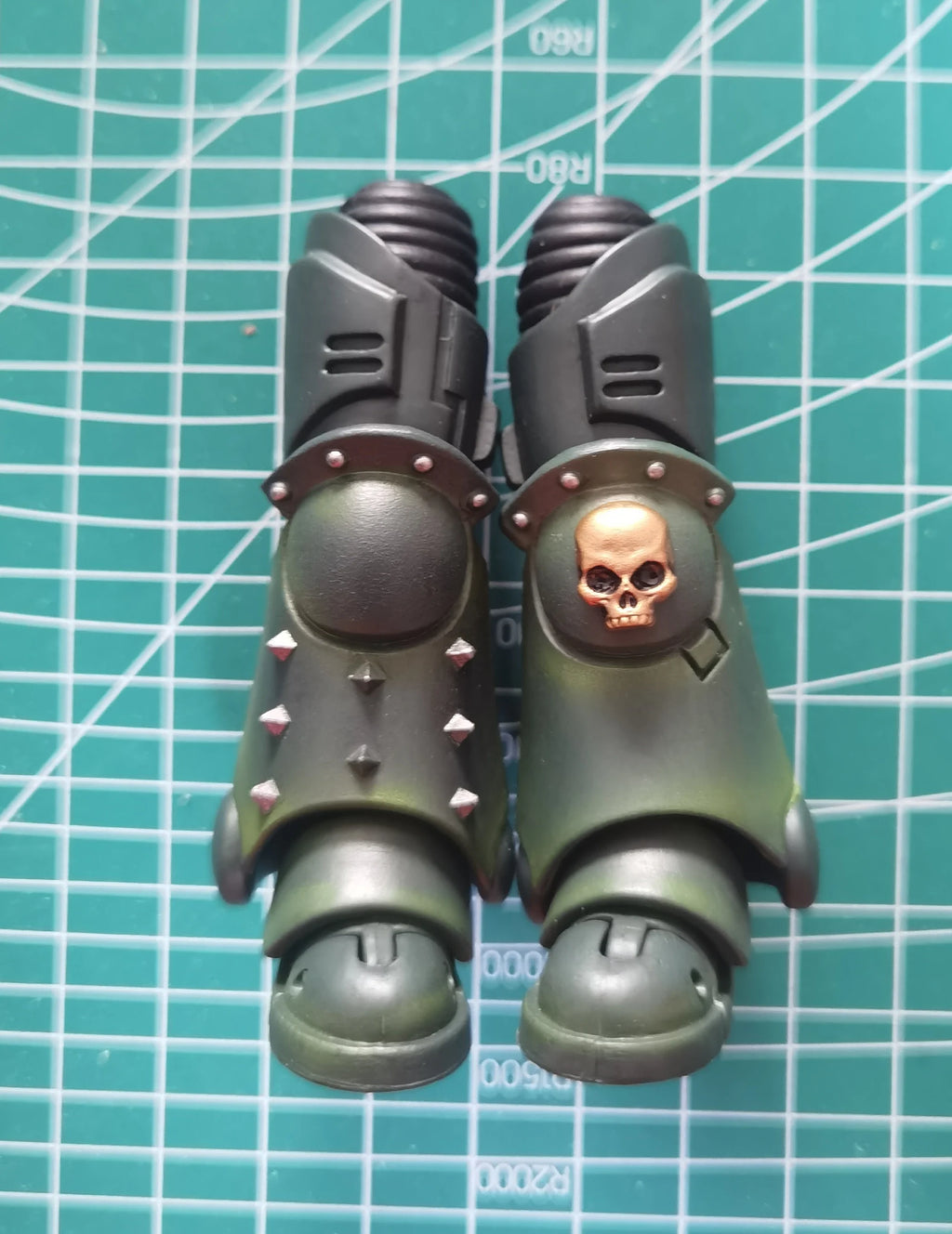 Joytoy Warhammer 40K 1/18 Action Figures Dark Angels Supreme Grand Master Azrael Model Gift Collection