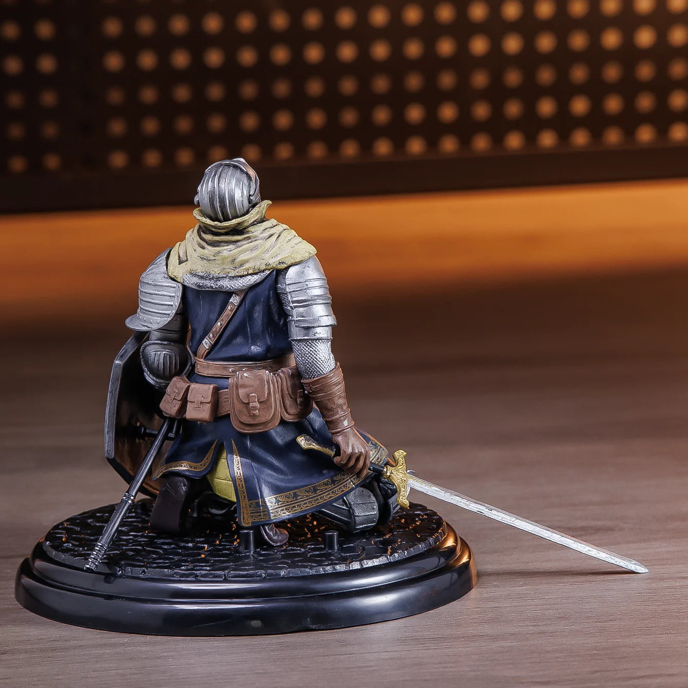 Dark Souls Superior Knight Armor Astra Armor Model Statue Anime Merchandise Home Decor Small Gifts Holiday Gifts