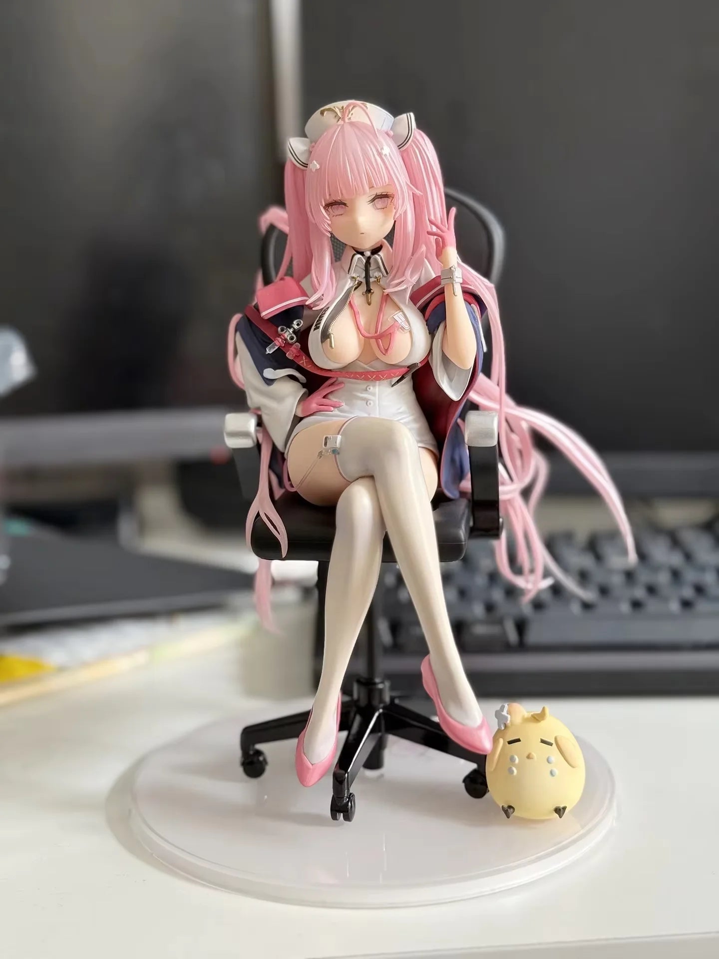 Azur Lane Anime Figure - Ijn Taihō & Hms Formidable Dress Ver. Sitting On Sofa Collectible Statue For Desktop Decoration Gift