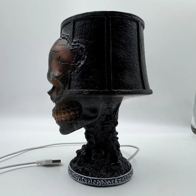 Skeleton Ornaments Resin Figurines with Lamp Miniature Creative Black Sculptures Room Decoration Accessories for Halloween