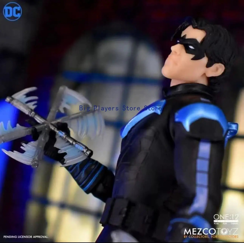 MEZCO Ant ONE:12 Batman Animation Nightwing Nightwing Action Figure