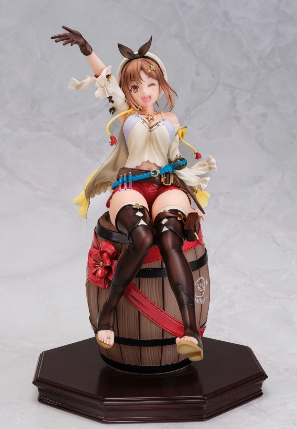 AmiAmi DX Deluxe Ryza Figure Atelier Series 25th Anniversary Reisalin Stout Anime Collectible Model Statue