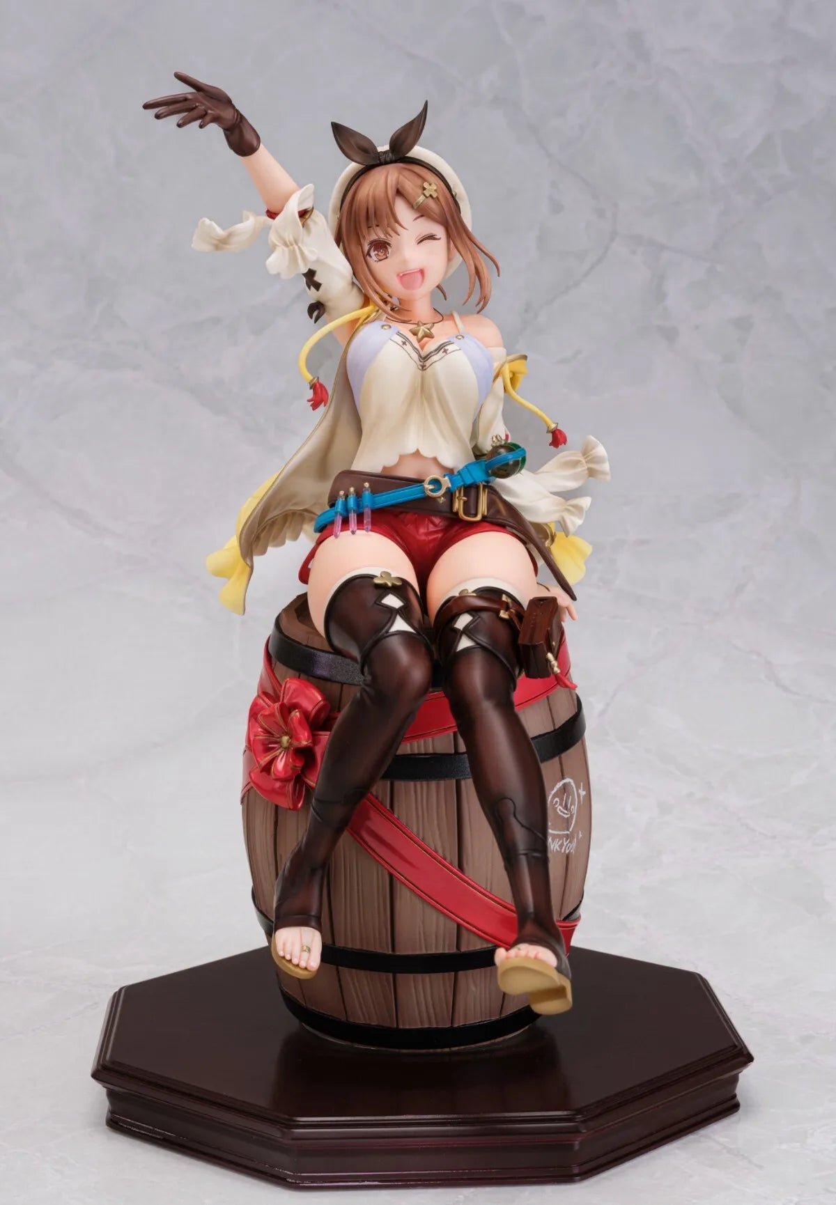 AmiAmi DX Deluxe Ryza Figure Atelier Series 25th Anniversary Reisalin Stout Anime Collectible Model Statue