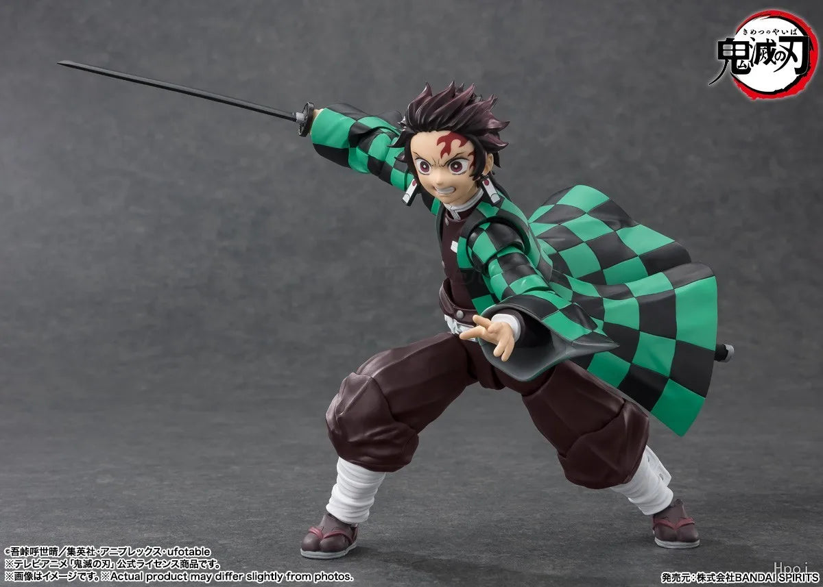 【In Stock】Original Bandai SHF Demon Slayer: Kimetsu No Yaiba Kamado Tanjirou Action Figure Model Toy Gift