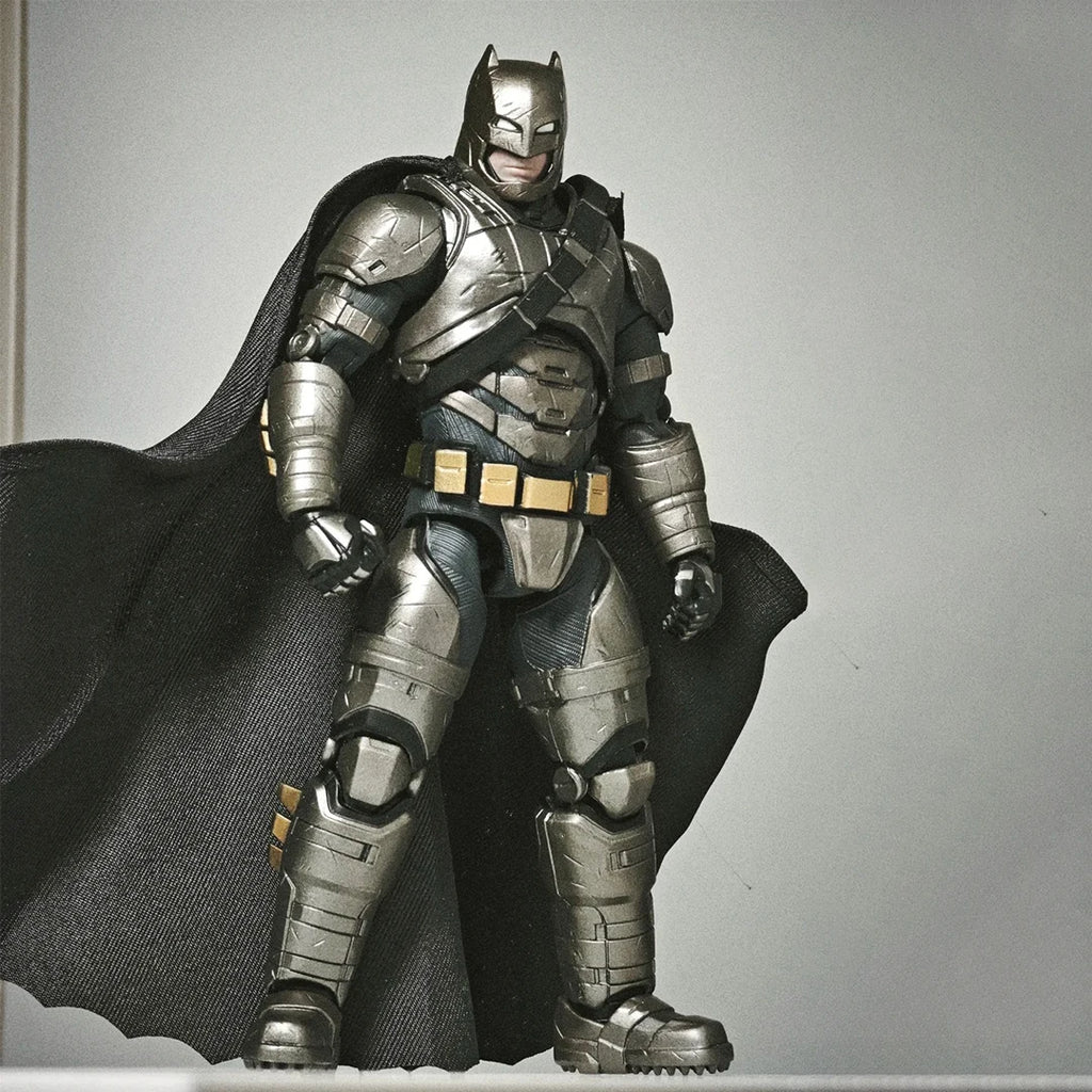 Genuine FondJoy Batman - Armored Edition Action Figure Toys Movable Model Boys Gift Fans Collection Batman v Superman Series