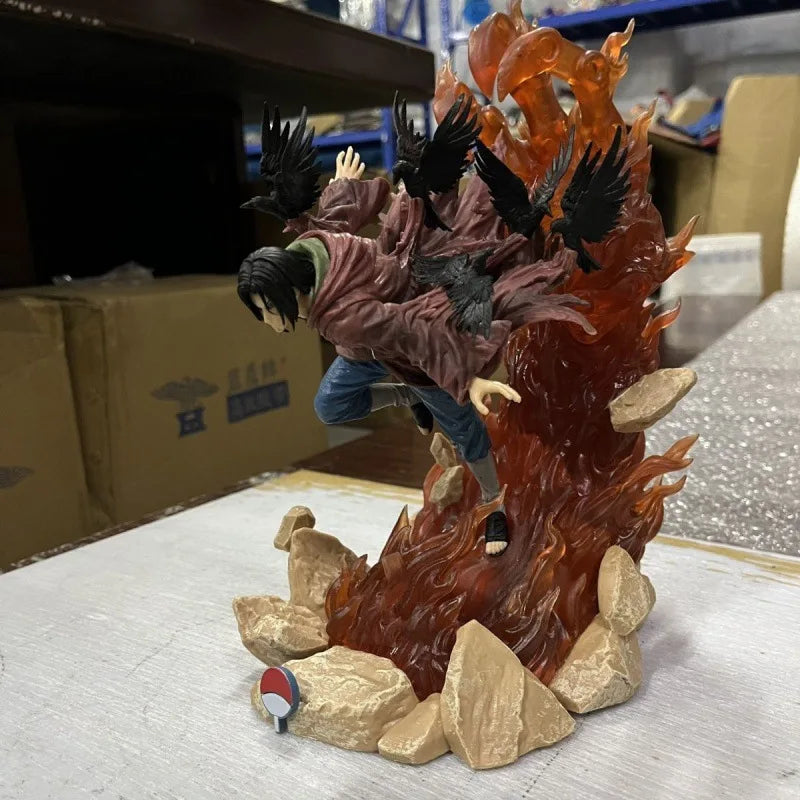 28см НАРУТО Аниме Фигурки Трон Учиха Итачи Обръщане Гарвански Сцени Екшън Фигурка Колекция Орнаменти PVC Модел Кукла Подаръчни Играчки