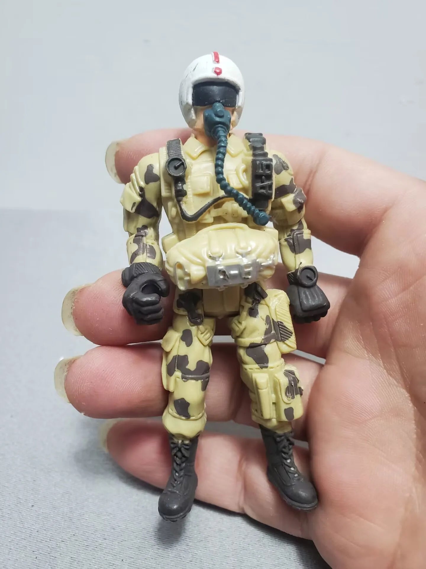 9cm 3.75" Solider Farmer Worker Military Police Action Figure Limite Collection Pirate Player Model Toy Gift for Kid Child Adult