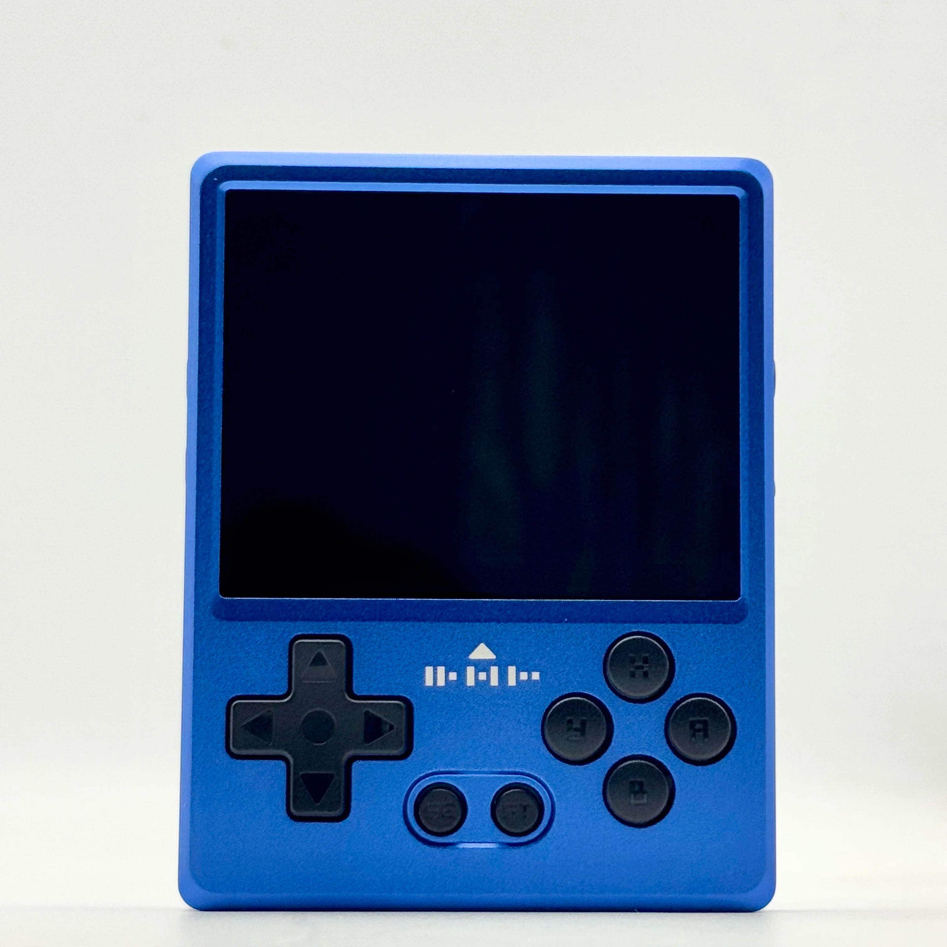 Gkd Pixel 2 Retro Handheld Game Console Portable Mini Game Player 2.4 Inch IPS 640x480px Screen RK3326S Nostalgia Metal Body