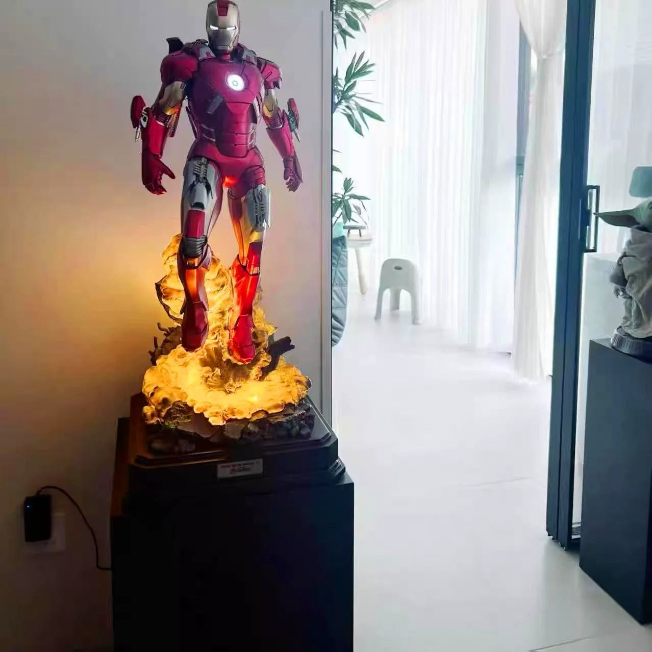 Large-Scale Statue Iron Man 1/3 Scene Statue Mk7 Model Handheld Figurine Gk Resin Living Room Decoration