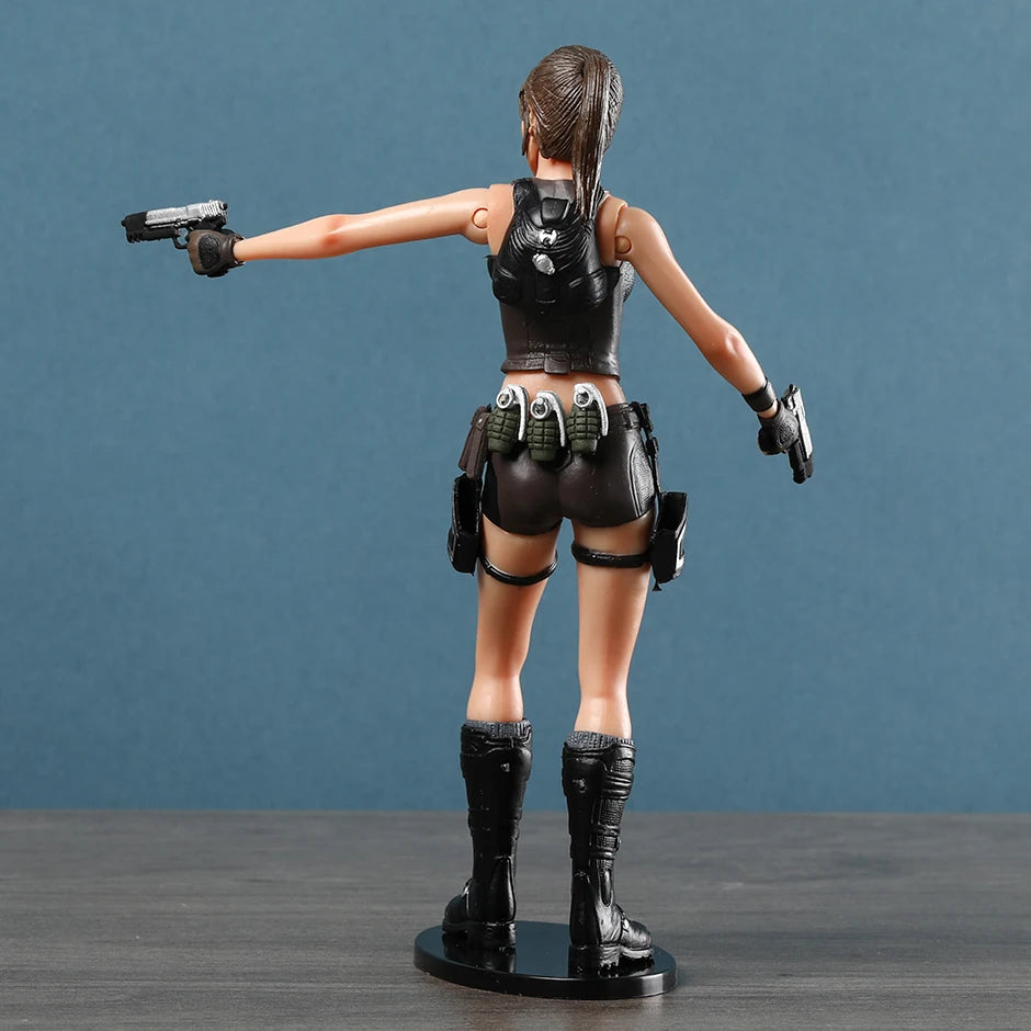 NECA Tomb Raider Underworld Lara Croft PVC Action Figure 7" 18CM New in Box