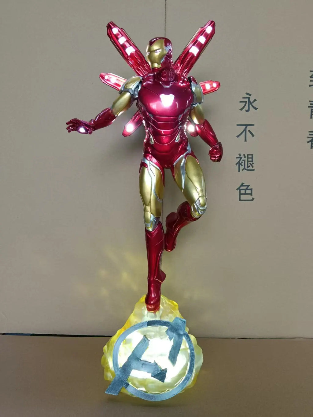 Marvel Studio Iron Man The Avengers 17.71Inch/45cmGuardian Can Move glowing PVC figure Battle Posture ornament Model Toys Gifts