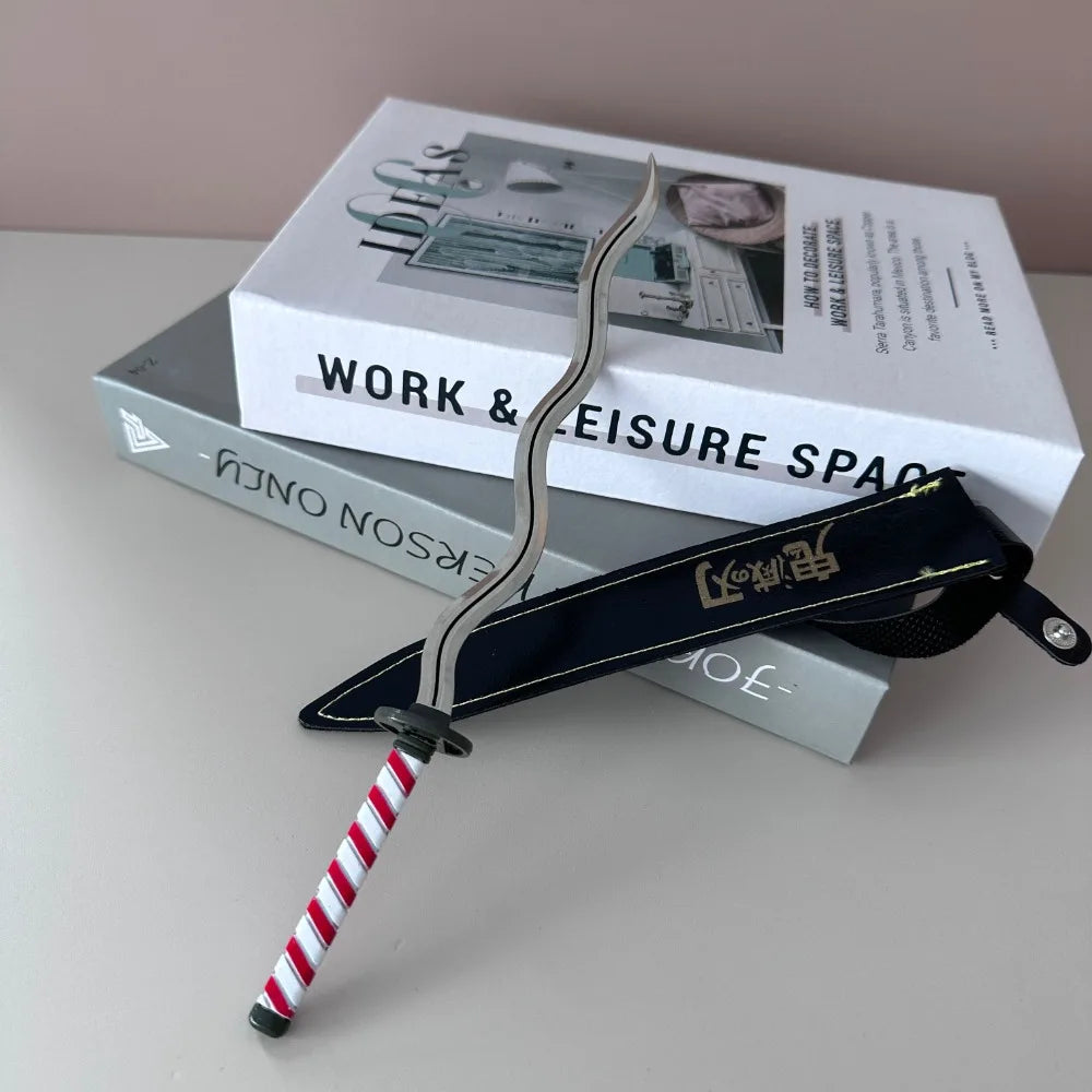 10 Zoll Demon Salyer Iguro Obanai Serpentine Nichirin Klinge Legierungsmodell Japanisches Anime Kimetsu No Yaiba Katana Stahlspielzeug Jungen