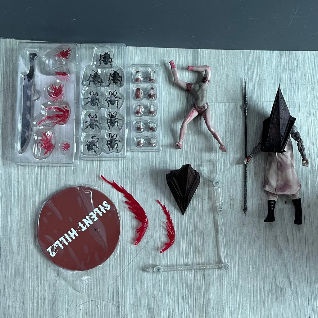 Silent Hill Executioner Jointed Moveable Figure  Head True Cloth Clothes Display Model Boxed Collectible Toy