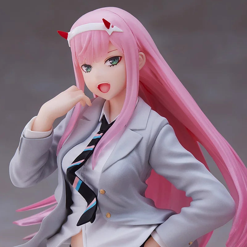 Auf Lager Original Taito DARLING in The FRANXX Coreful Zero Two Uniform Anime Figur Desktop Ornamente Modellsammlung Spielzeug Geschenke