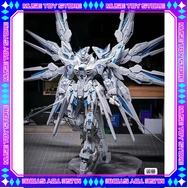 Xun Xin Model  MGEX 1/100 Zgmf-X20a Strike Freedom TWILIGHT COATING Assembly Model Kits Action Figure Robot Plastic Model Toys