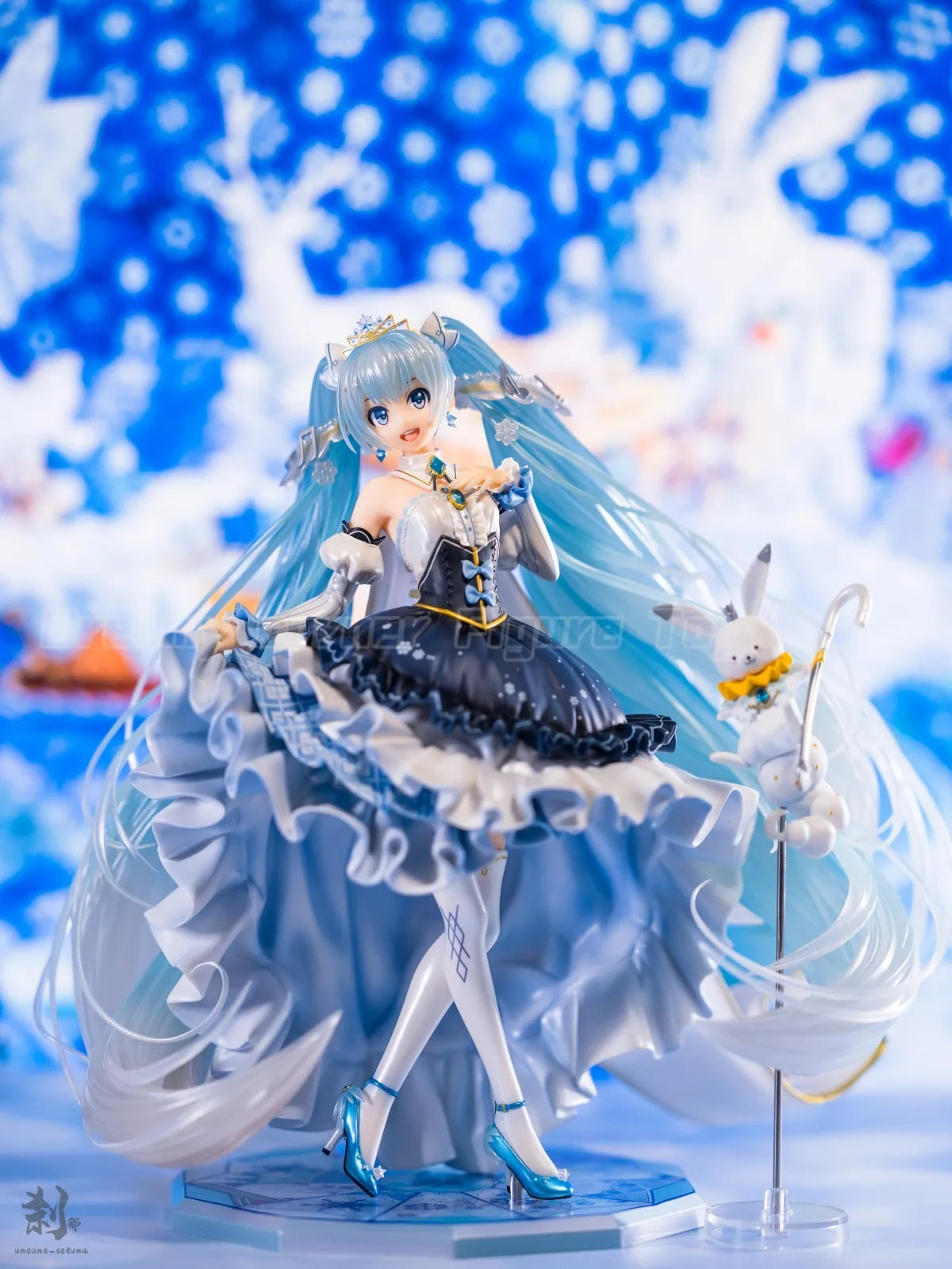 【In Stock】GSC VOCALOID Hatsune Miku Snow Princess Ver 1/7 Scale Anime Figure Collection