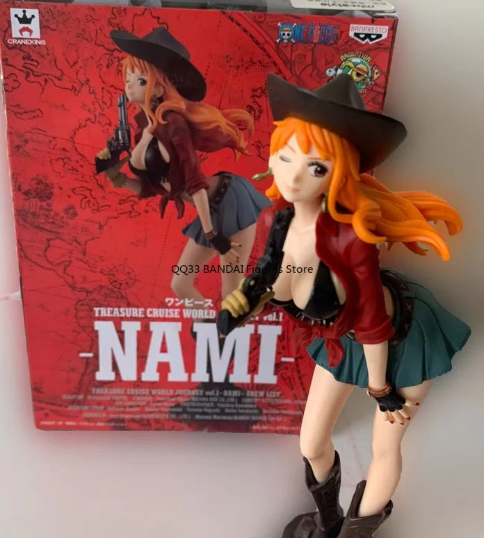 BANDAI Original ONE PIECE Cowboy Monkey D. Luffy Nami TREASURE CRUISE WORLD JOURNEY Actionfigur Schreibtisch-Dekoration Modell
