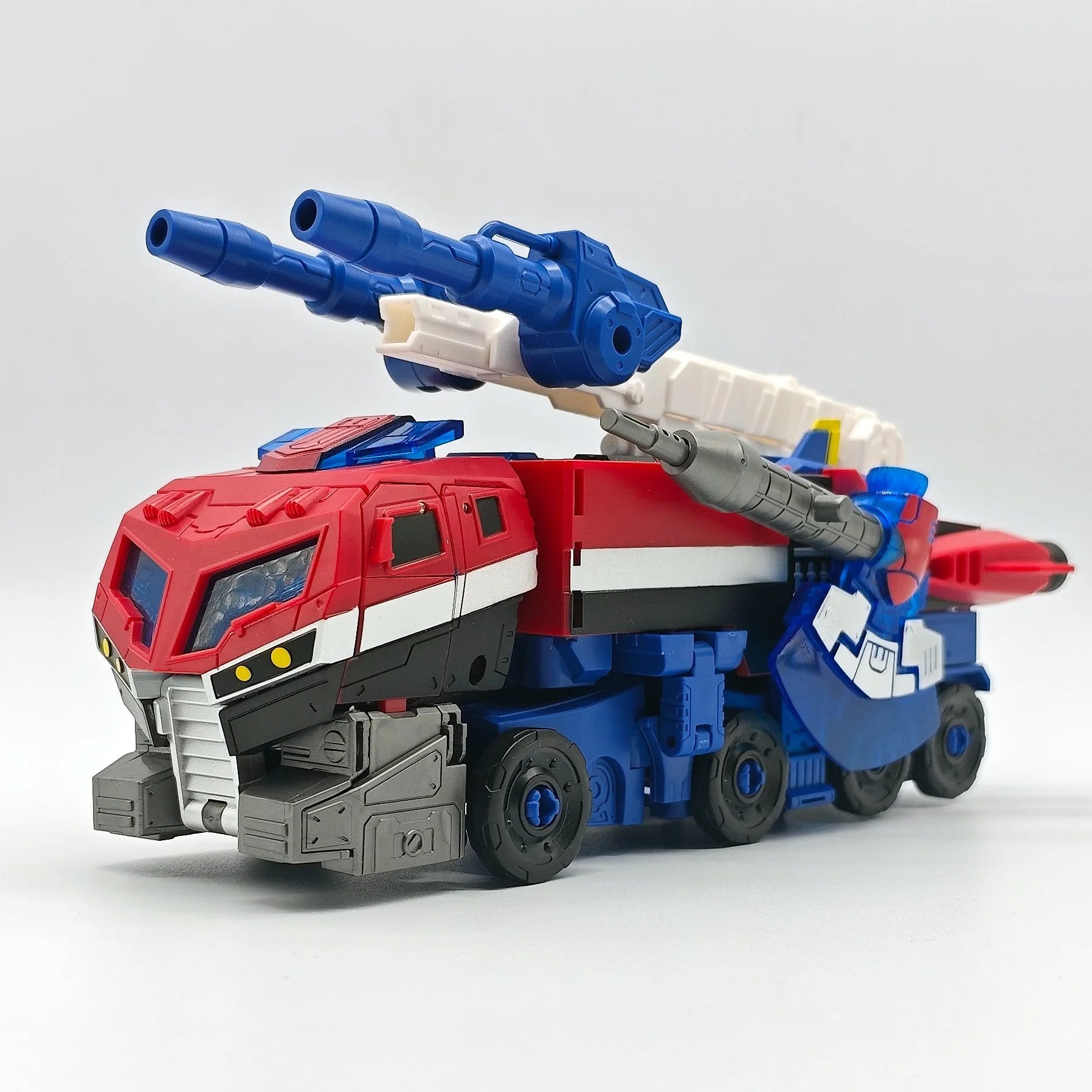 BAIWEI Transformation TW-1036 TW1036 Animated 08 RepairTeam Captain OP Fire Truck Action Figure Model Doll Christmas Gift