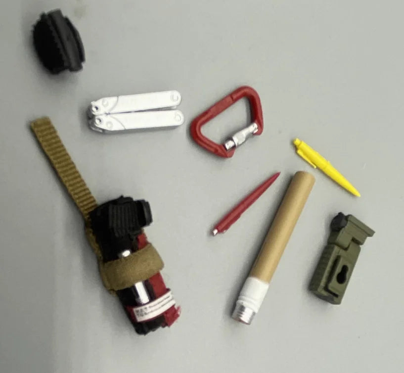1/6 DAMTOYS DAM 78092 Mini Toys Model Soldier Hang Chest Vest Bags Full Set For Fan Collect DIY