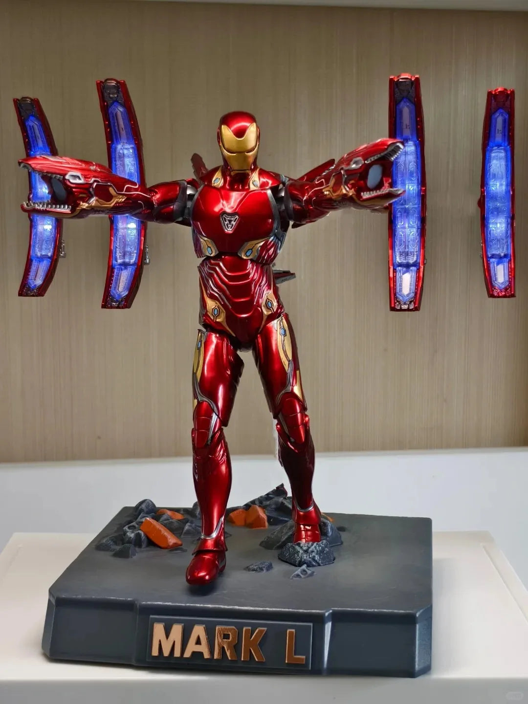 Iron Man MK50 And Mk50 Weapon Accessory Scene Set Action Figure Movable Can emit light Model Avengers Pvc Action Toy For Gift