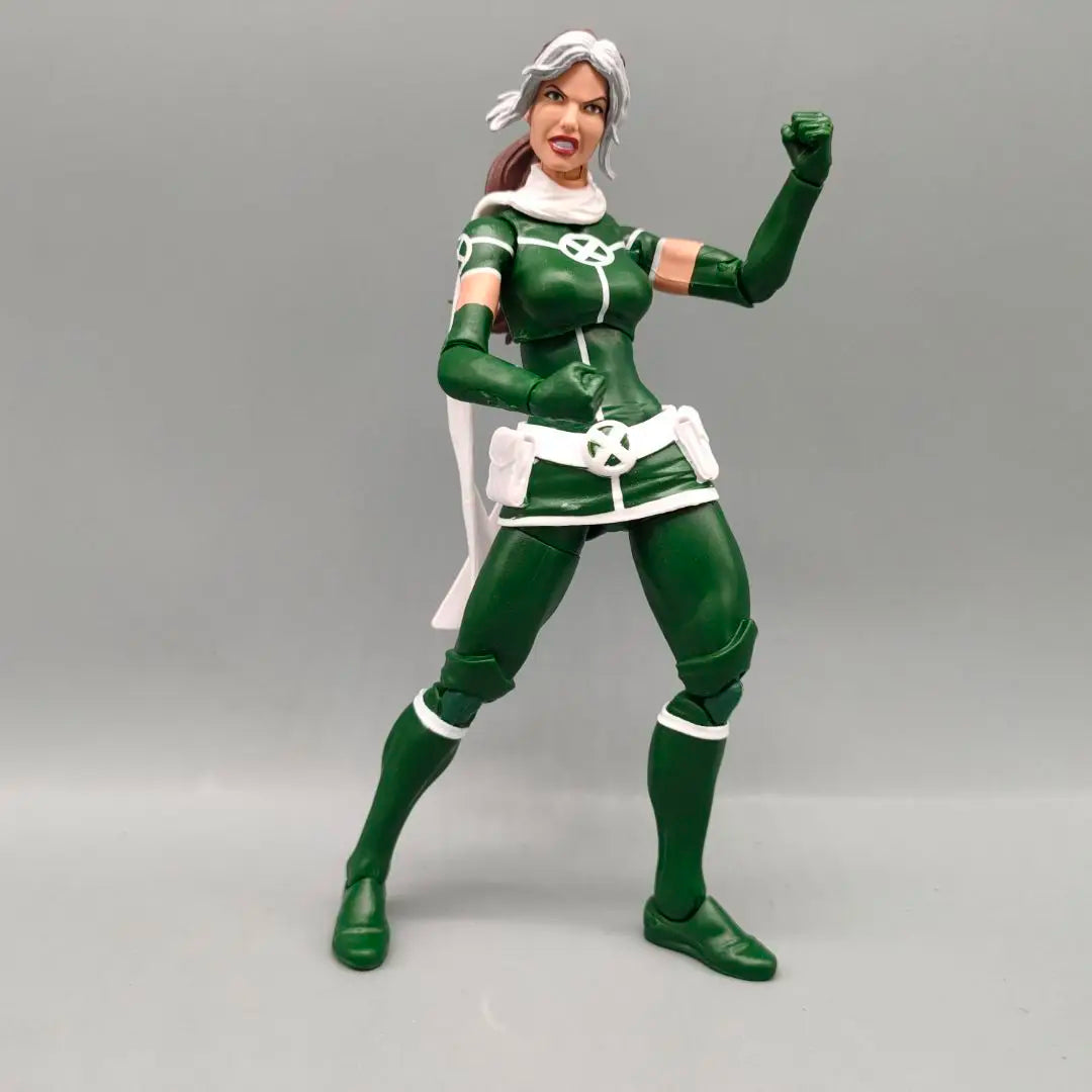 Marvel Legends Rogue with No Extra Hands Nor Head and Pyro 2-pack Set 6" Loose Action Figure