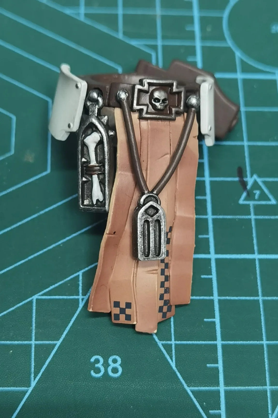 [НАЛИЧНОСТ] JOYTOY Warhammer 40K Екшън фигурки 1/18 Мащаб Dark Source Space Marines Бели консули Капитан Месиний Модел играчки