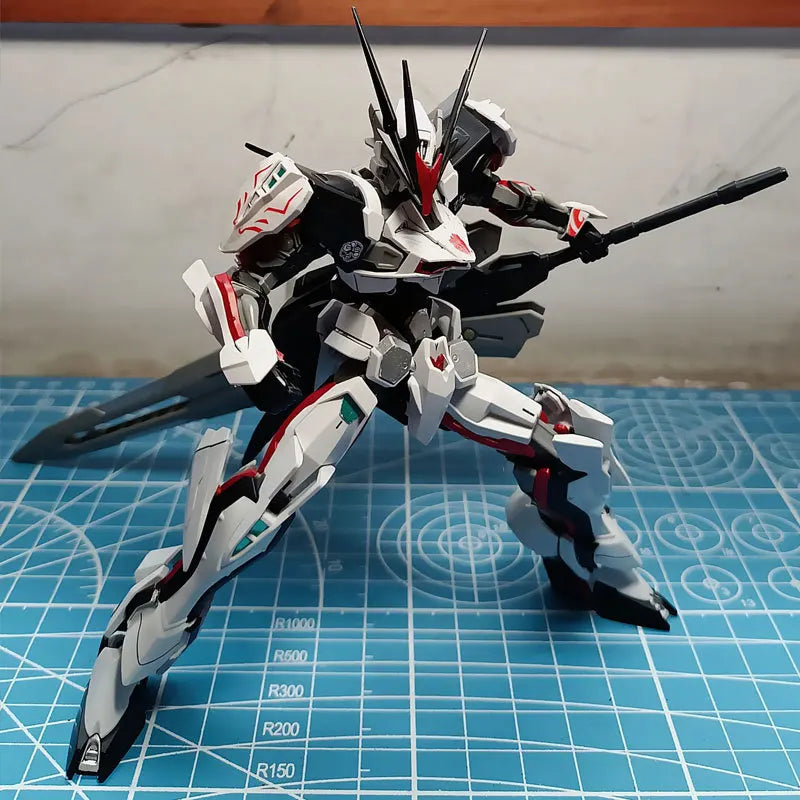King Astray MHF-01 HG 1/144 PB Limit Zusammenbauen der Modell-Actionfiguren Mecha-Spielzeug für Kinder Desktop-Dekoration Geschenk Sammlerstück