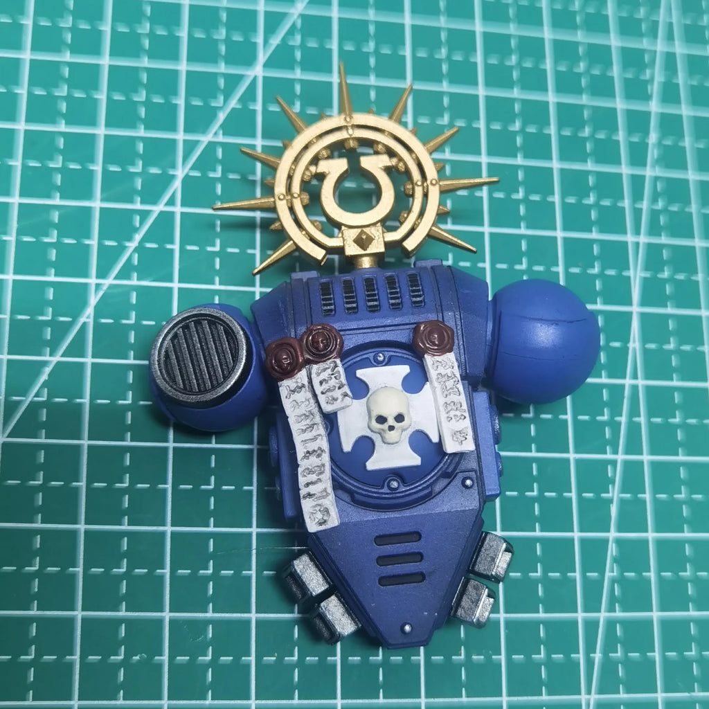 【Accessories】JOYTOY Warhammer 1/18 Action Figures Ultramarines Metaurus with Power Axe, Stormshield and Plasma Pistol Model Toy