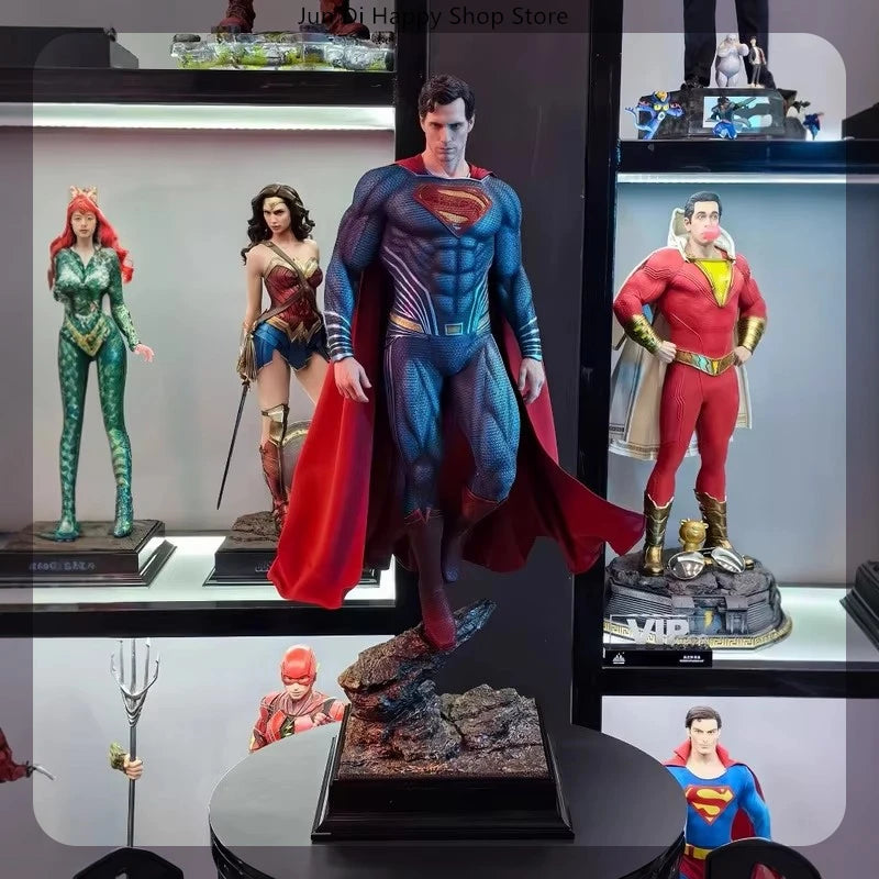Superhochwertige DC-Serie Justice League Steel Man Superman Gk Statue Handgefertigtes modisches Modell Ornament Geburtstagsgeschenk