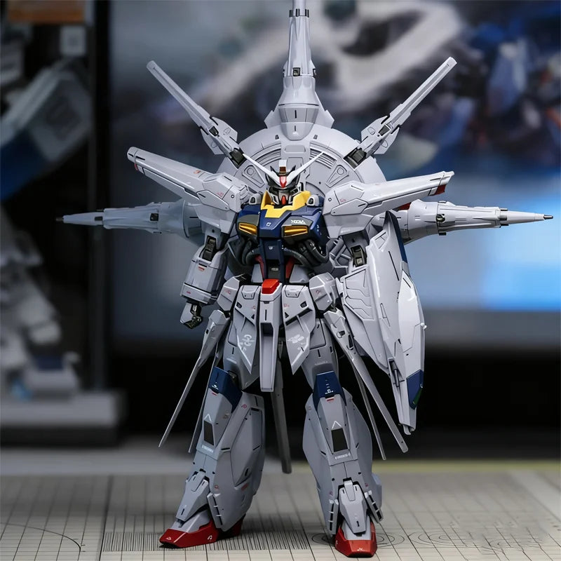 В наличност HUIJU MG 1/100 SEED Providence Regular Version Mech Assembly Model Kit Екшън фигурки Робот Пластмасови модели Комплекти Играчка Подарък