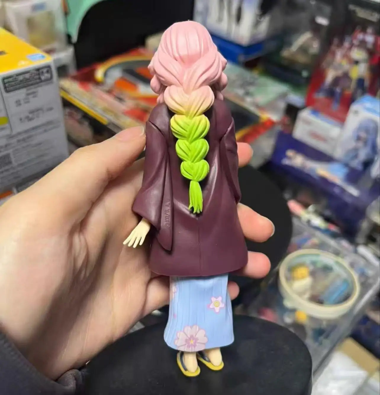 Bandai Action Figures Model Demon Slayer Official Genuine Kanroji Mitsuri Kimono Style Anime Peripheral Model Sculpture