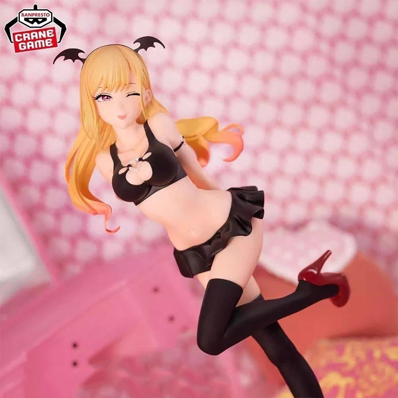 In stock original Bandai changing dolls fall in love Kitagawa Uimu's anime action figures model toys figures children's gifts