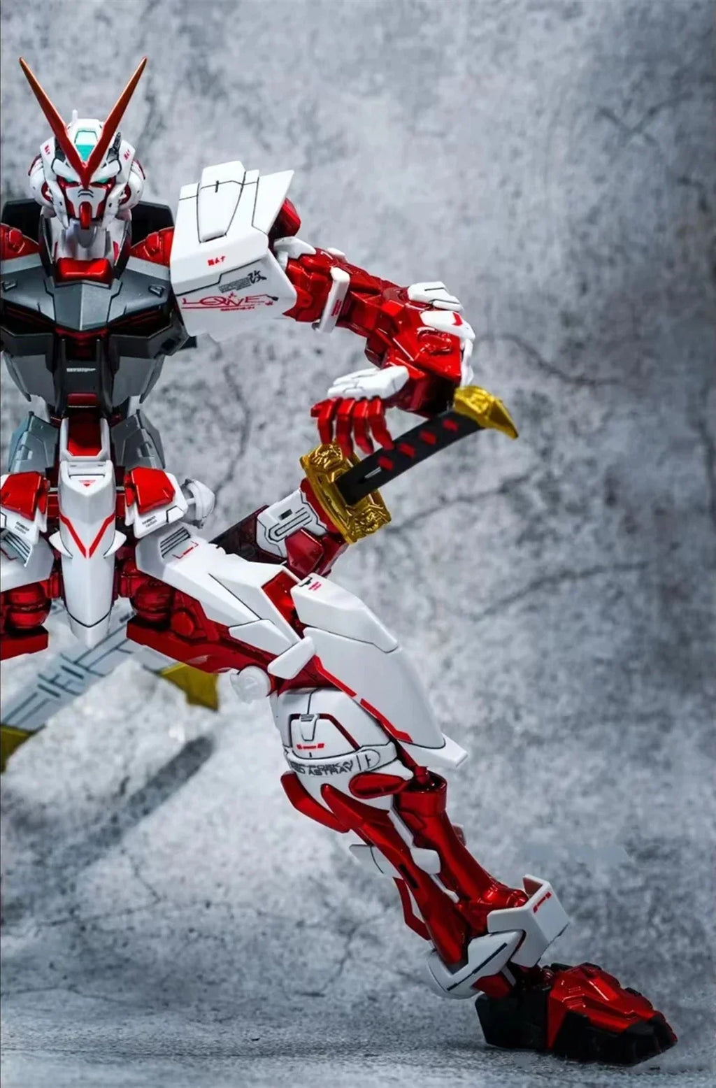 DABAN 6601 Astray Red Frame MB MBF-P02 MG 1/100 SEED DESTINY Model DIY Assembly Action Figures Anime Model Toy Gift Boyfriend