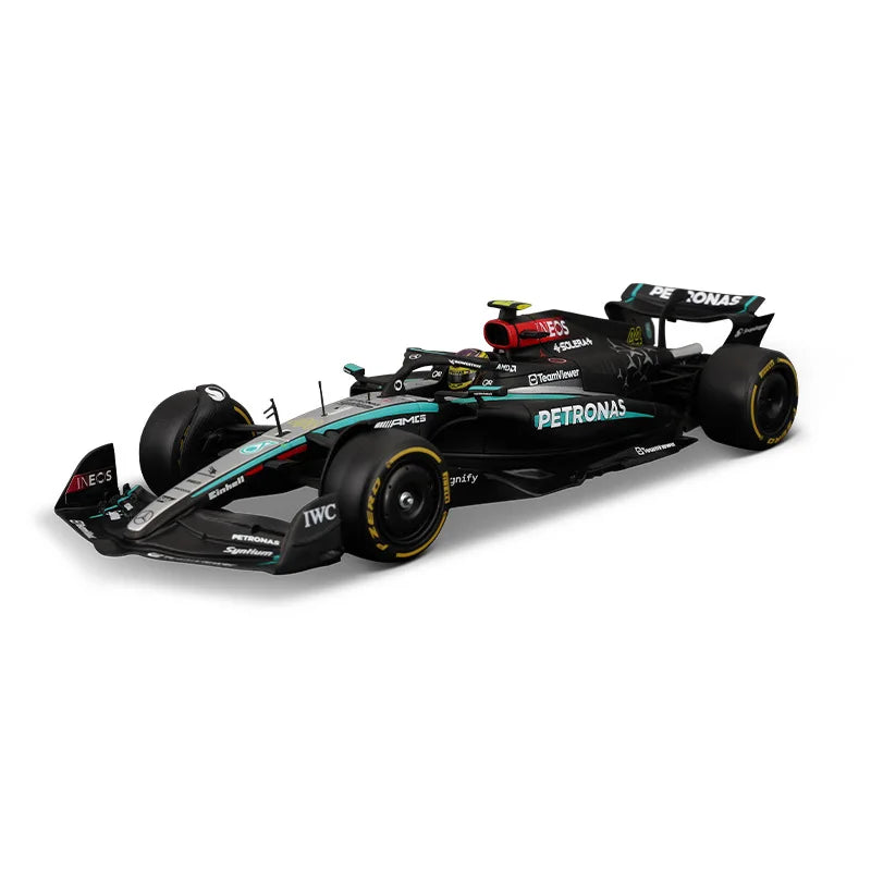 Bburago Alloy Car Model For Collector 1:24 Mercedes-Benz F1 Formula Cars W15 Simulation Alloy Car Model Male