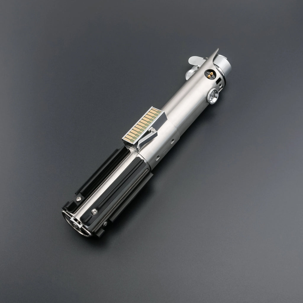 TXQ LUKE Skywalker Surper SNV4 Metal Hilt Combat Lightsaber Proffie Smooth Swing Blaster Metal Toys Cosplay Juguetes lightstick